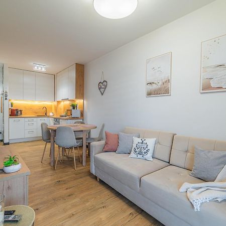 Horyzont Apartamenty - Kapitanski Mostek- Blisko Portu- Sniadania Kołobrzeg Kültér fotó