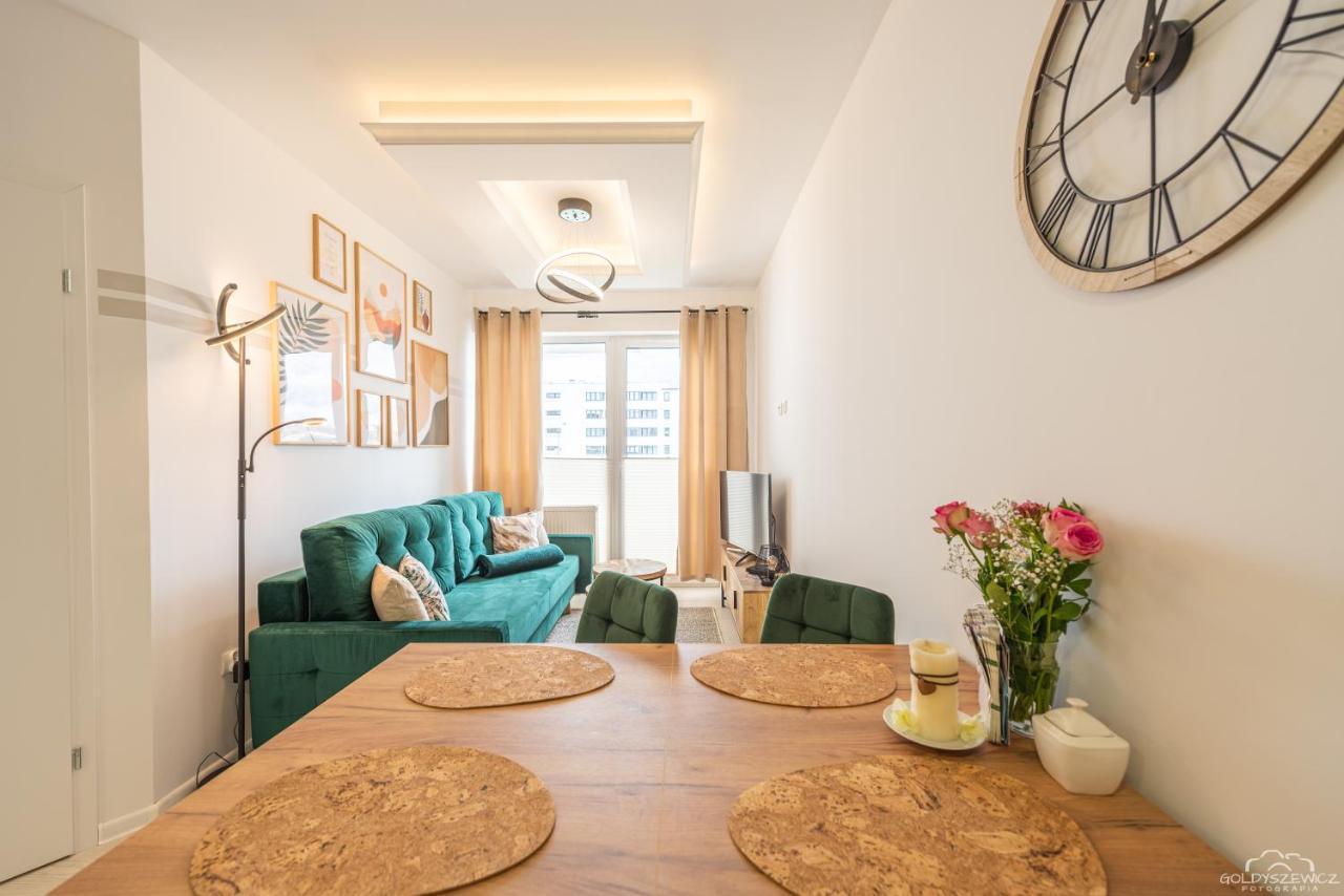 Horyzont Apartamenty - Kapitanski Mostek- Blisko Portu- Sniadania Kołobrzeg Kültér fotó