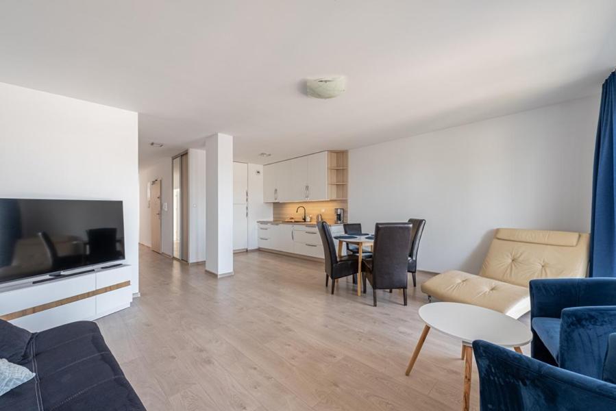 Horyzont Apartamenty - Kapitanski Mostek- Blisko Portu- Sniadania Kołobrzeg Kültér fotó
