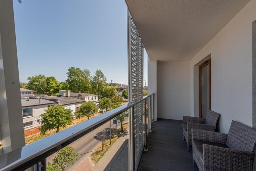Horyzont Apartamenty - Kapitanski Mostek- Blisko Portu- Sniadania Kołobrzeg Kültér fotó